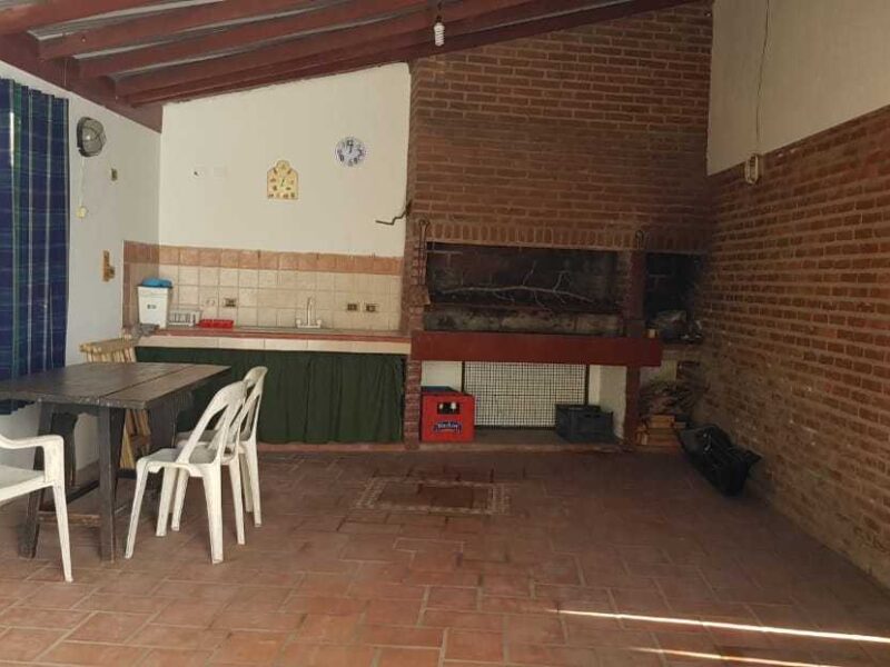 102 e/ 5 y 6- Villa Gesell